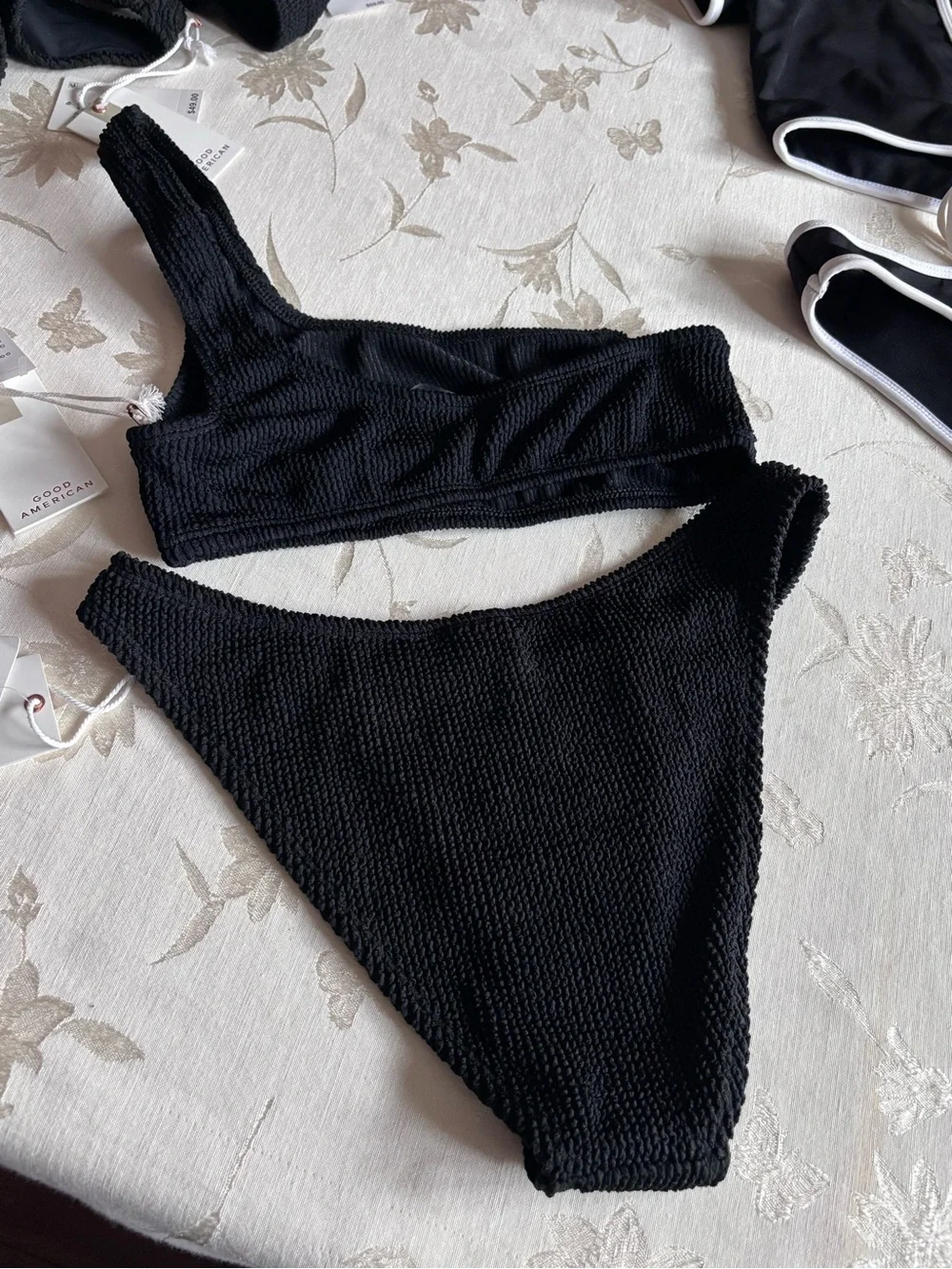 NWT Good American Bathing Suit $350 BUNDLE Small/Medium Bikini Bottoms and Tops